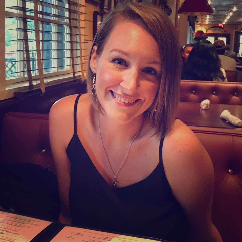 Meet your Posher, Halley!